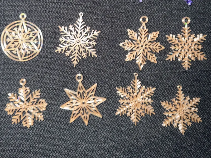 Winter snowflakes ornaments