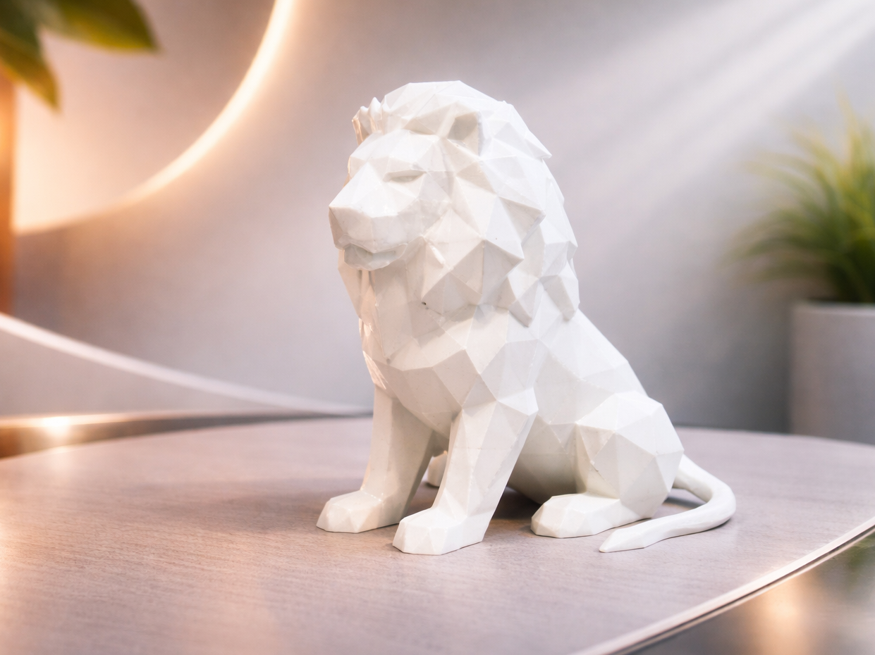 King Lion - Sitting - Low Poly - Animal