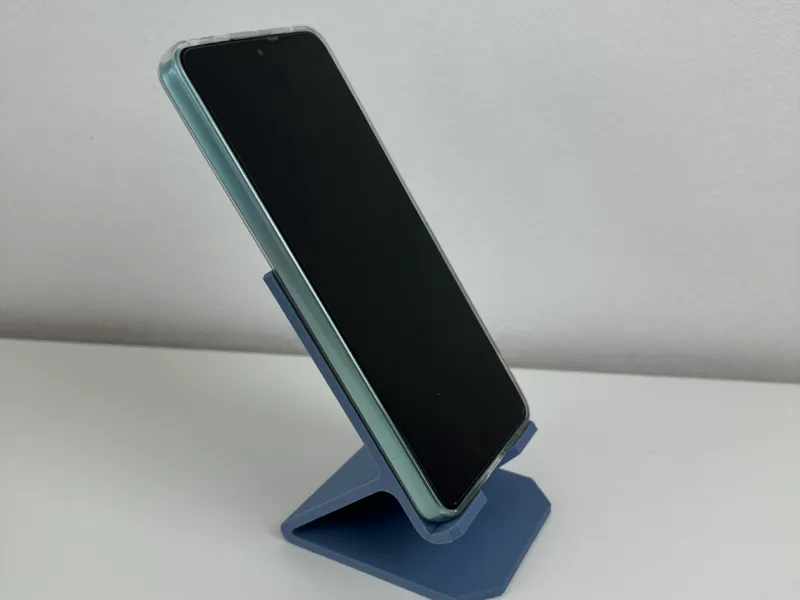 Phone Stand – Minimalist and Stable Holder