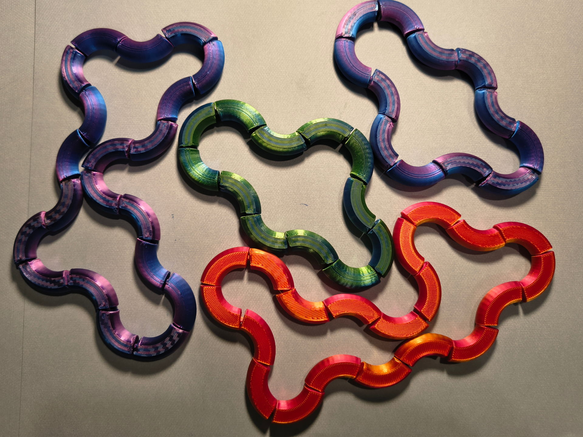 Infinite Tangle Fidget (Print in Place) - 1