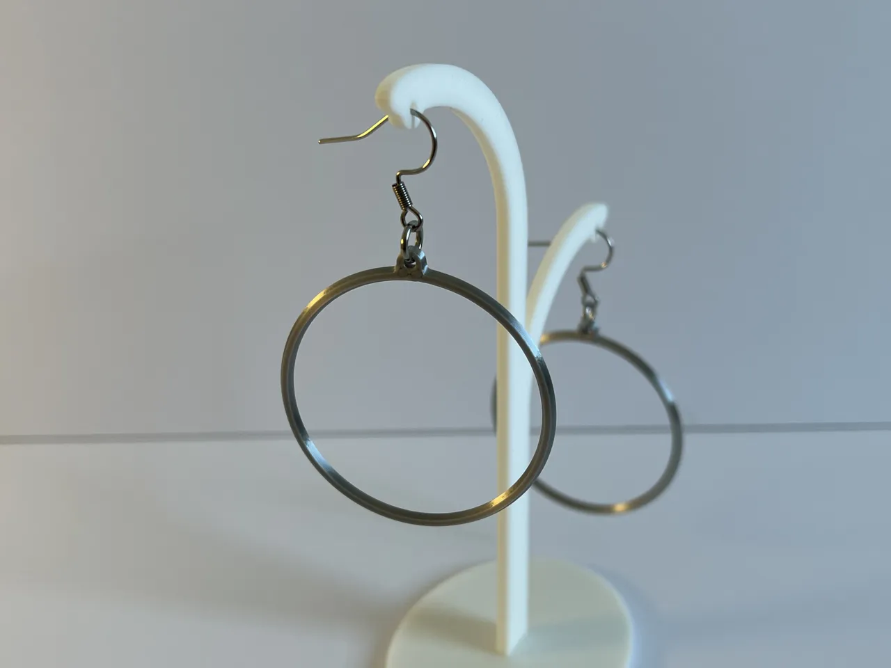 Hoop Earrings (Parametric) view 4