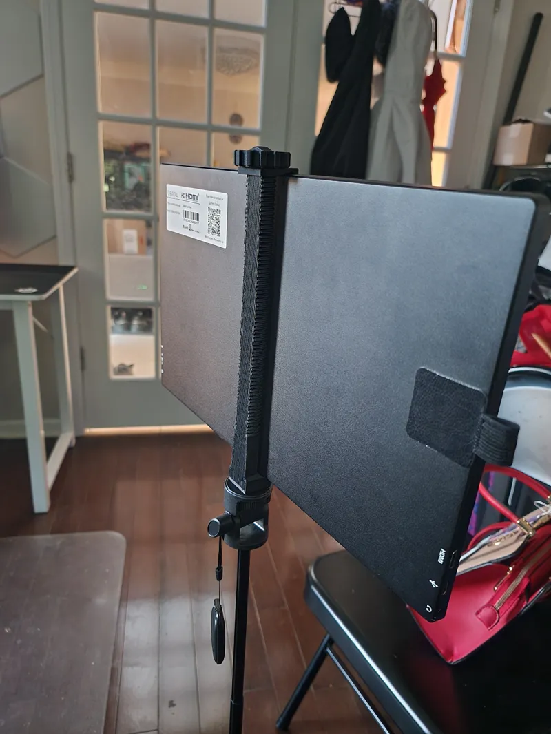 Tablet and Monitor Tripod Mount