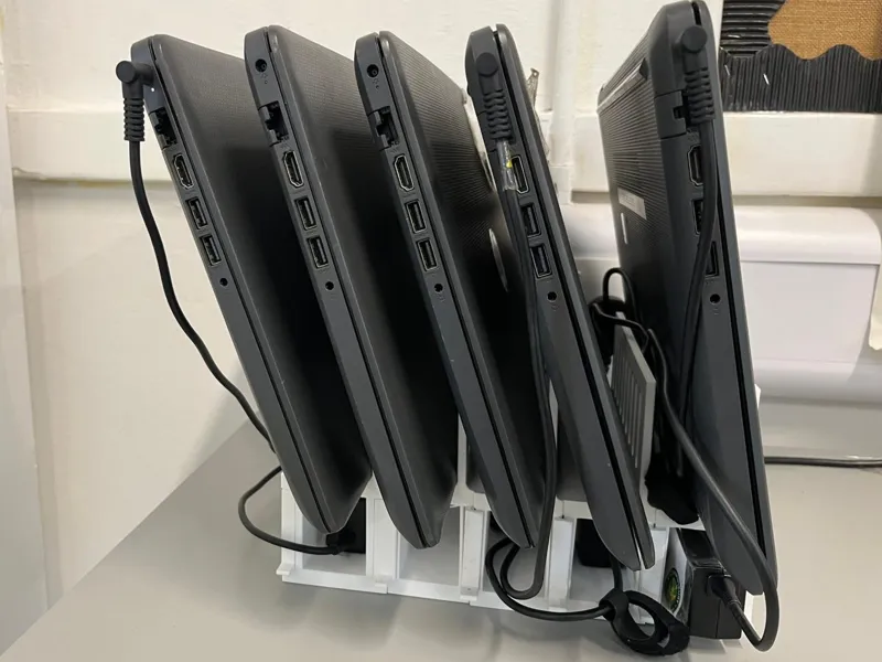 Modular Laptop Rack with Cable Tray