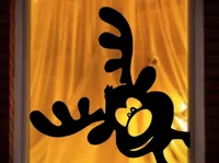 Renne de Noël dans la fenêtre — photo 1
