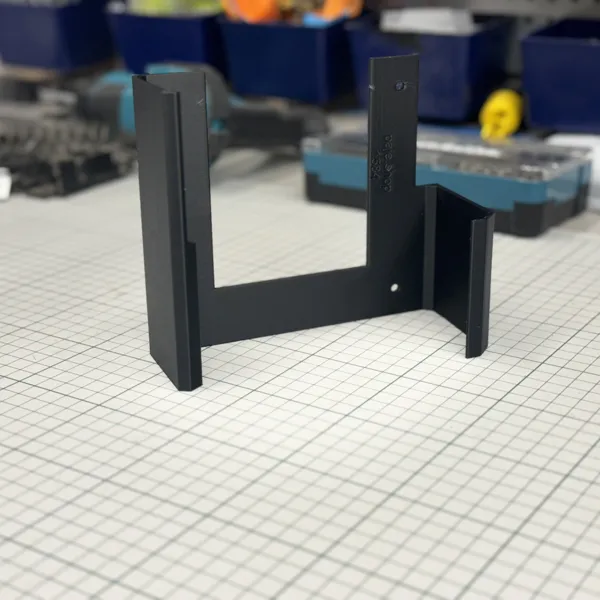 Support pour chargeur Makita DC18RC