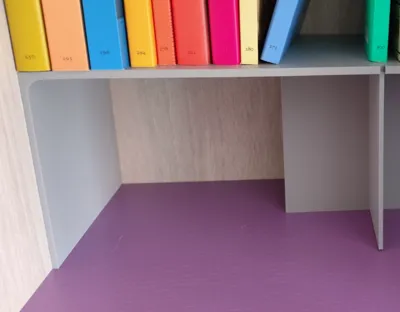 Side shelf