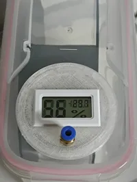 带湿度计盖子,0.2mm 层高, 2 层墙, 15% 填充