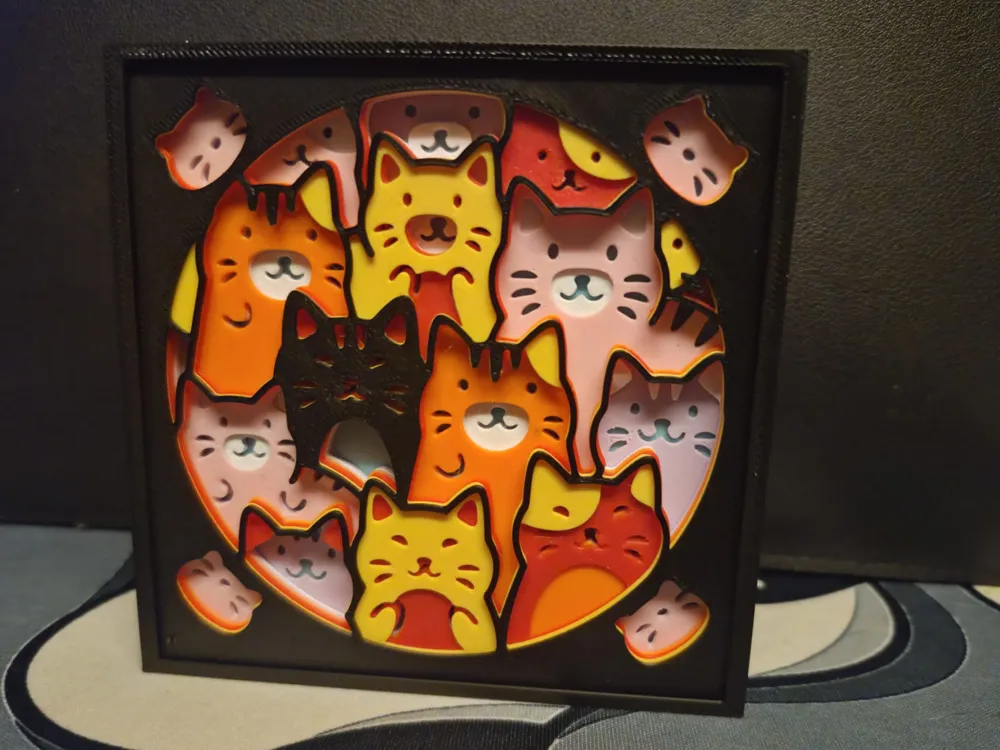 Letrero o emblema decorativo: Colourful cat 3d layered design. Referencia del modelo original.
