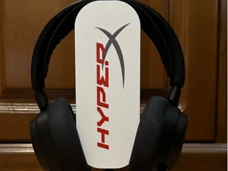 Headphone Stand (Easy to customize)