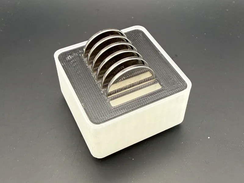 Gridfinity Bin 1x1 – CR2025 Battery Holder