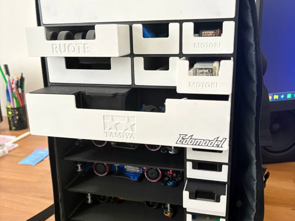 Organizador: Organizer Mini 4WD Pit Box per Zaino 40x20x25. Referencia del modelo original.