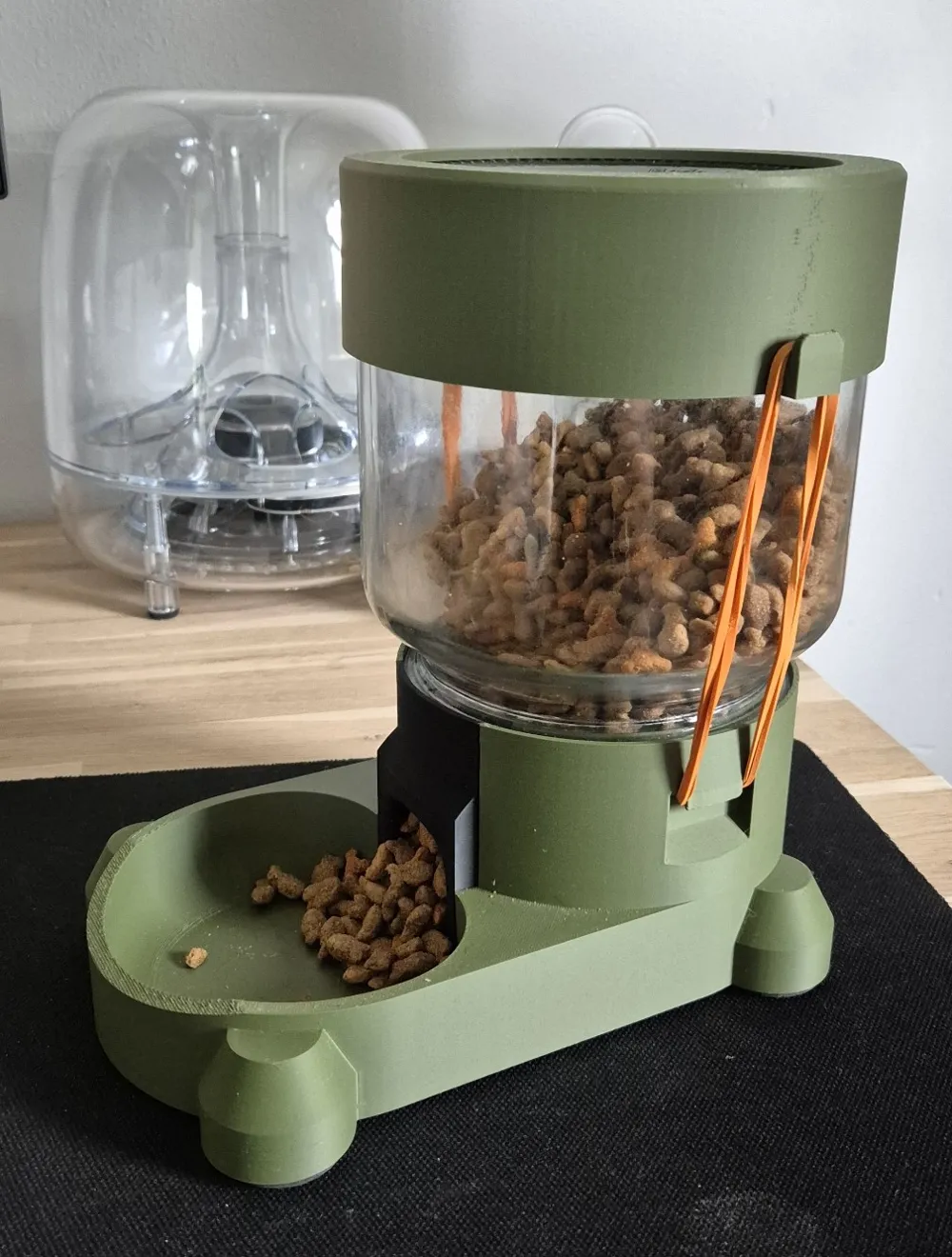 Cat feeder - gravity - Free 3D Print Model - MakerWorld