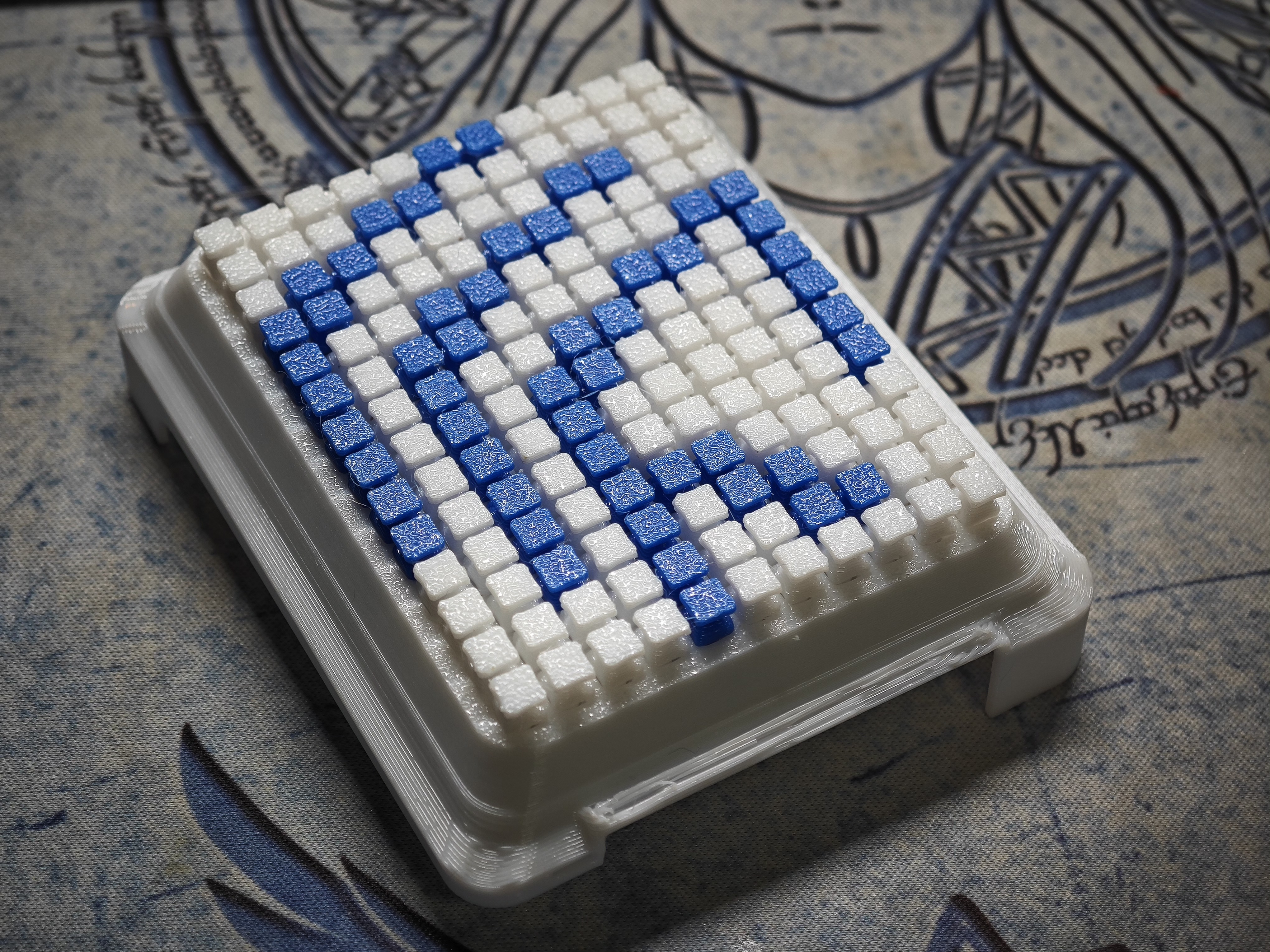Miniatura 1 do modelo 3D 拓竹H2D像素画工具头前盖-启乐立方logo（测试版）