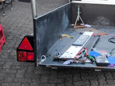 Universal Light Carrier for Trailers
