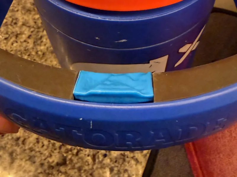 Gatorade GX Jug Fence Hook