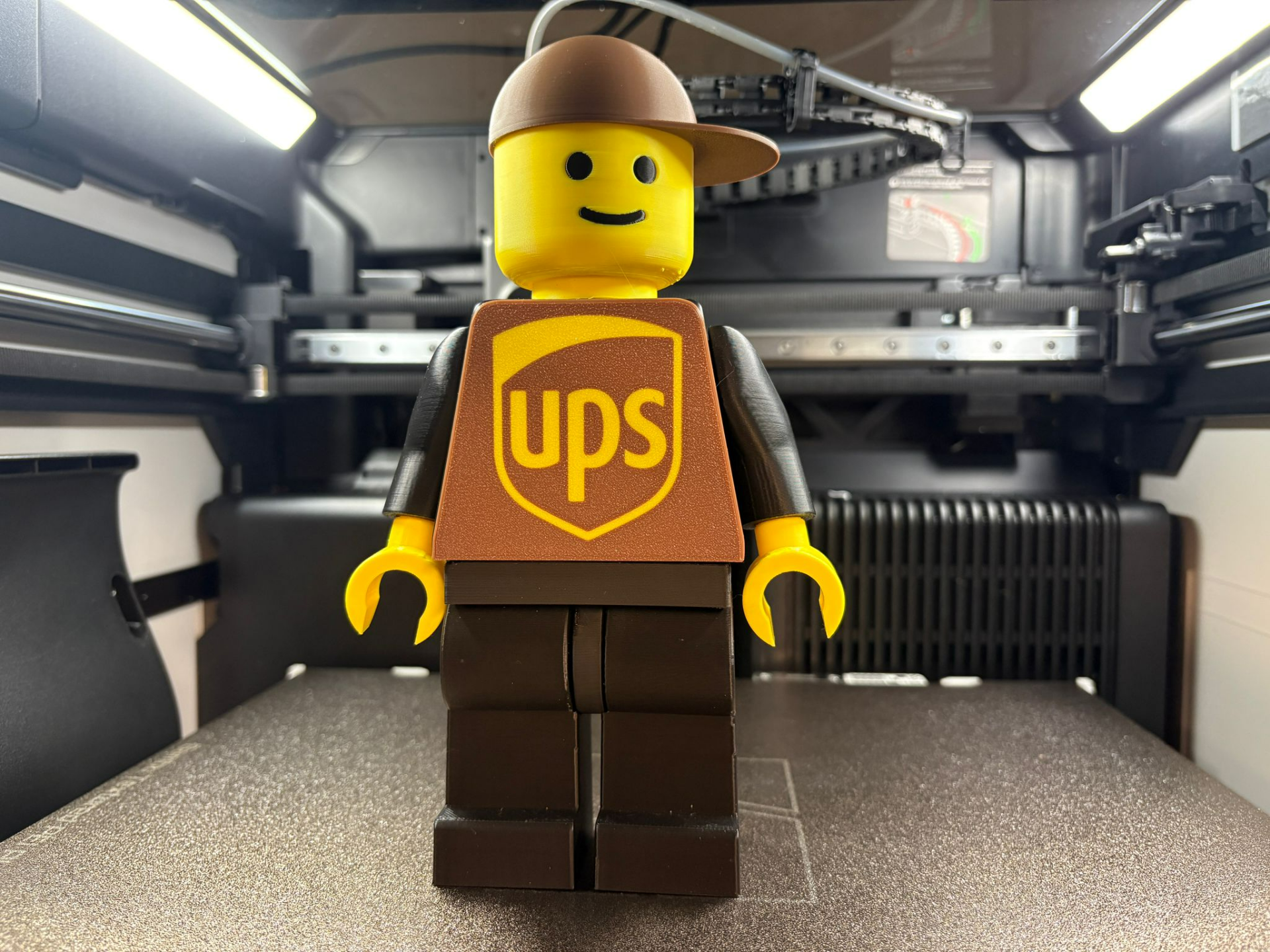Brickman UPS 20cm Figur 500%