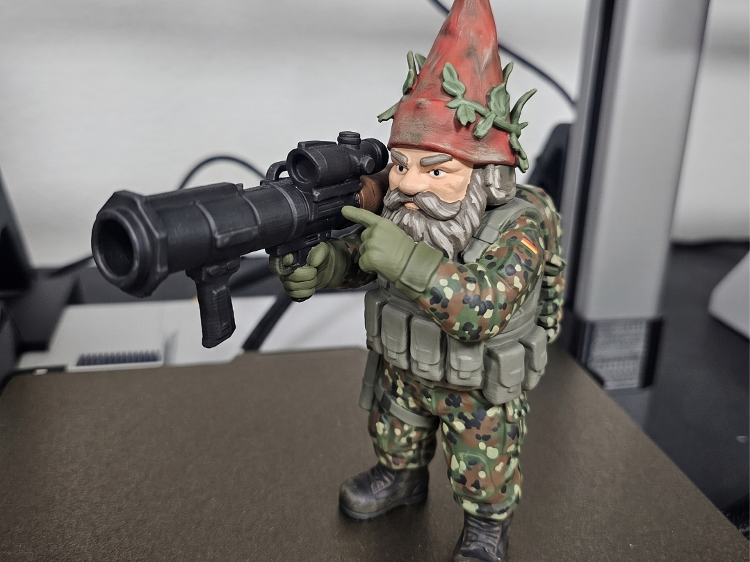 Taktischer Gartenzwerg Gnome Rocket Launcher