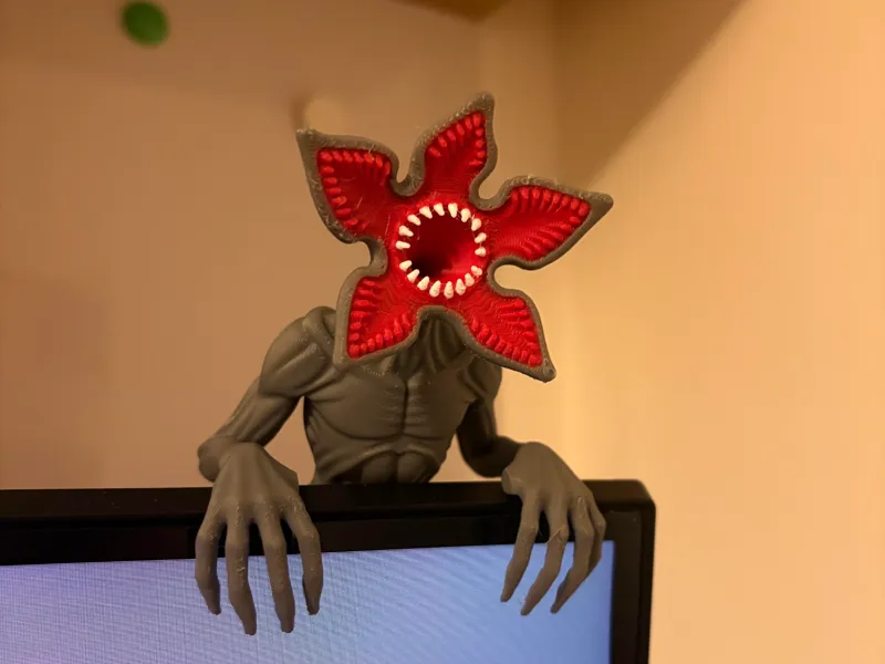 Demogorgon Monitor Topper