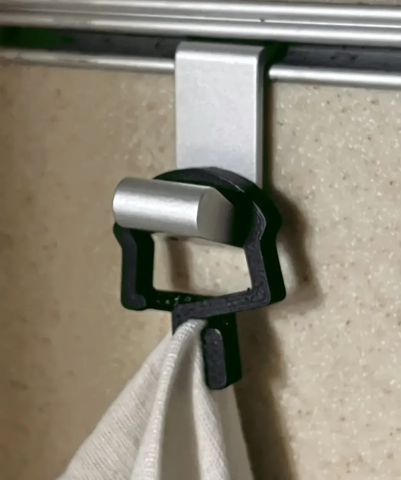 Elastic clip