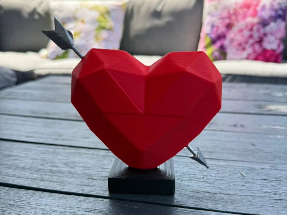 Amor Heart – Cupid’s Love Arrow in 3D