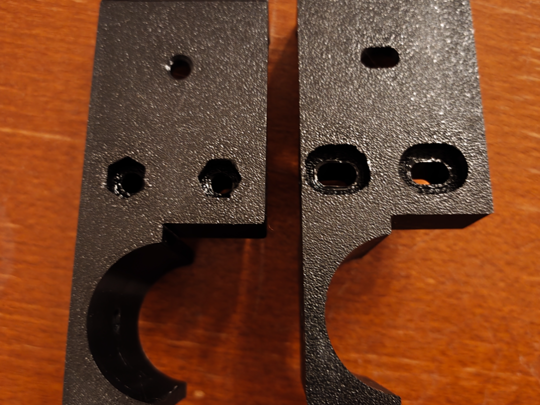 Greenhouse pipe clips