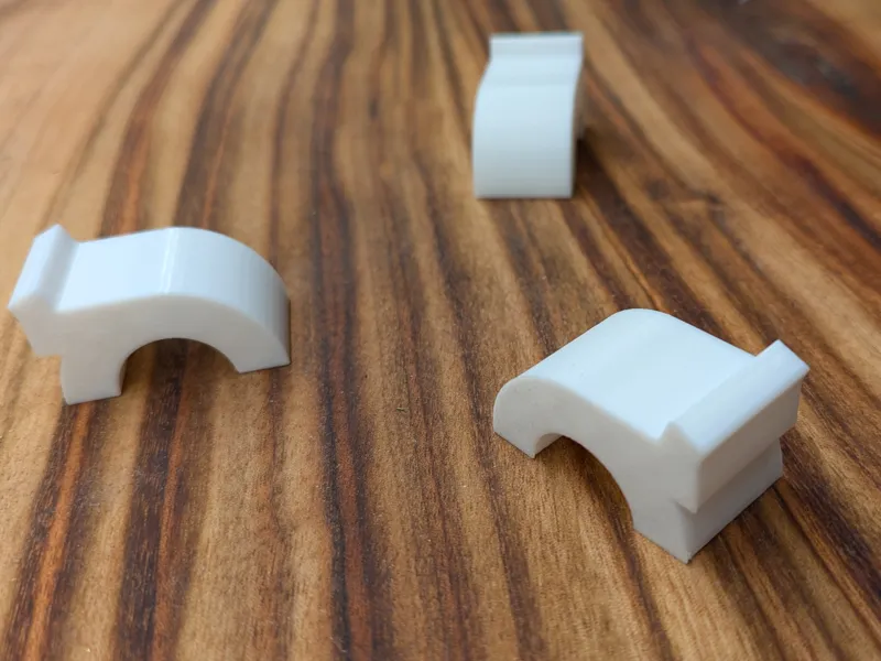 Pot plant risers