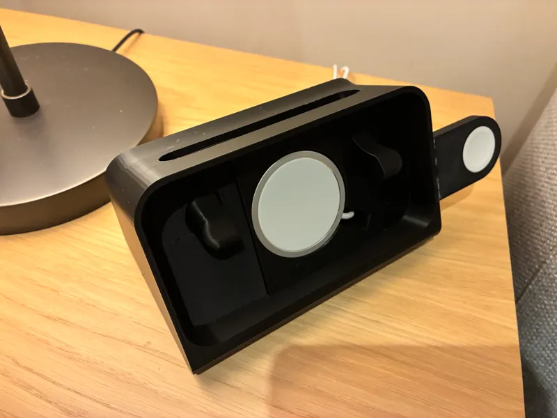 Shortened Standby Dock (iPhone 16e and Watch)