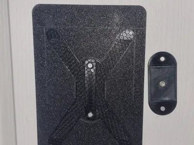 Simple magnetic Hueforge wallmount