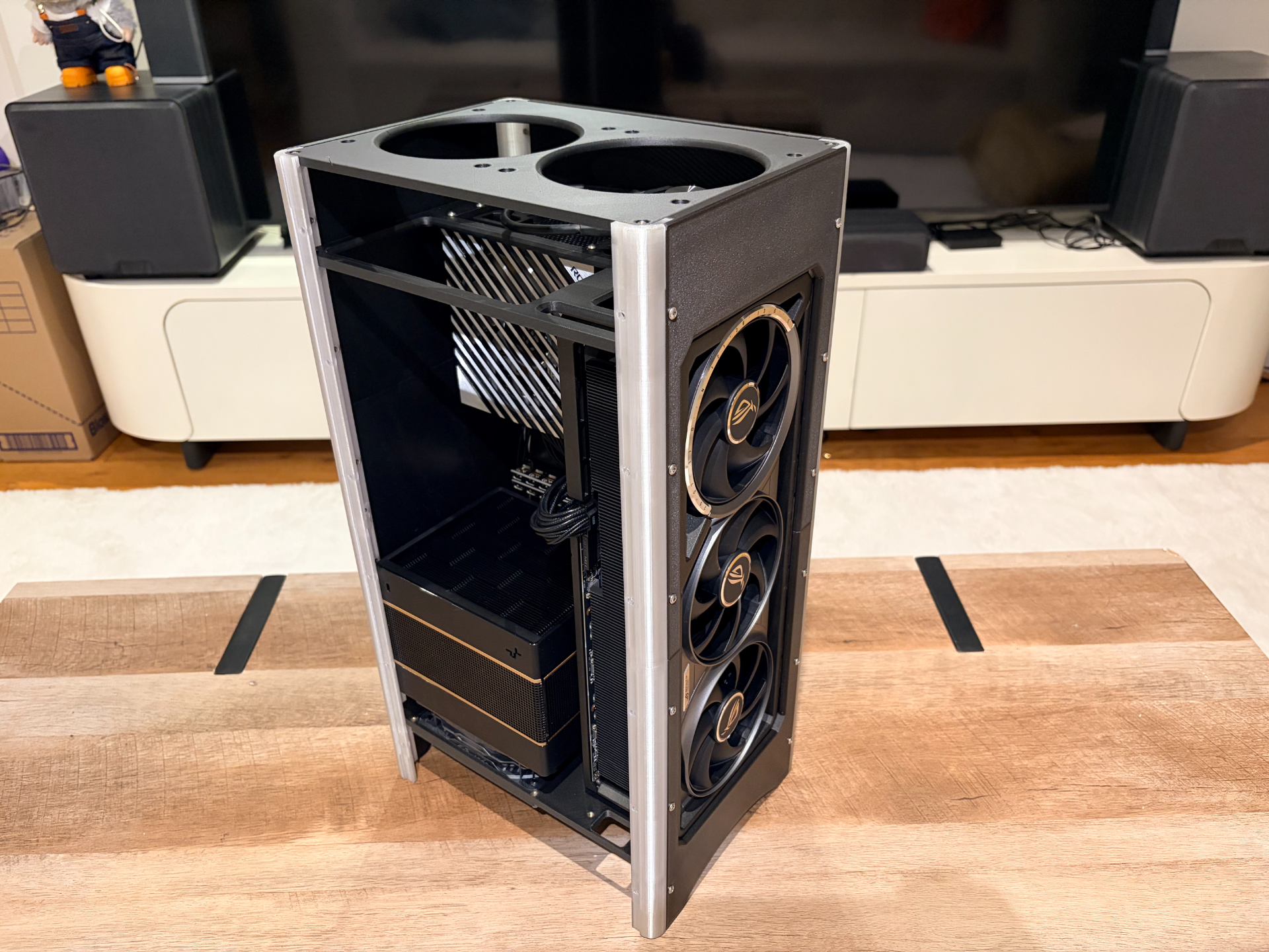 Astral RTX5090 ITX Case Direct Mount Vertical Vent