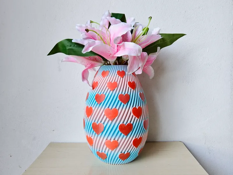 Vase with hearts