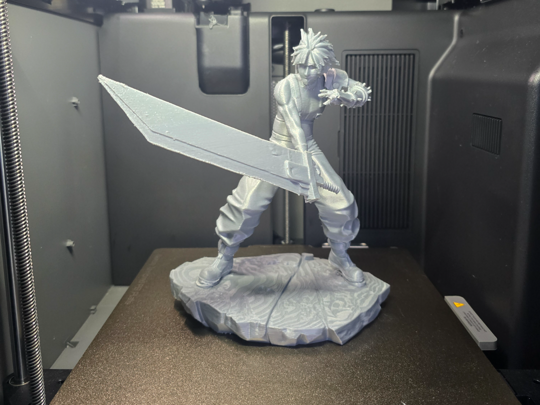 Cloud strife figurine