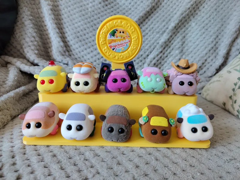 Pui Pui Molcar Fuzmols Ultimate Display Stand