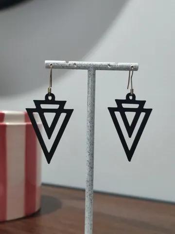 Pendientes: Aretes Vértice V-Style — vista de referencia 3