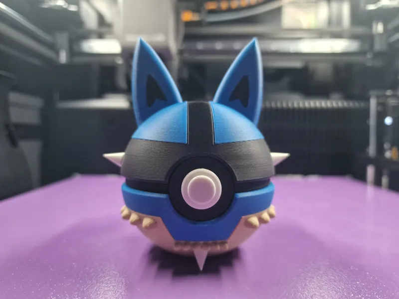 Lucario Pokeball V3