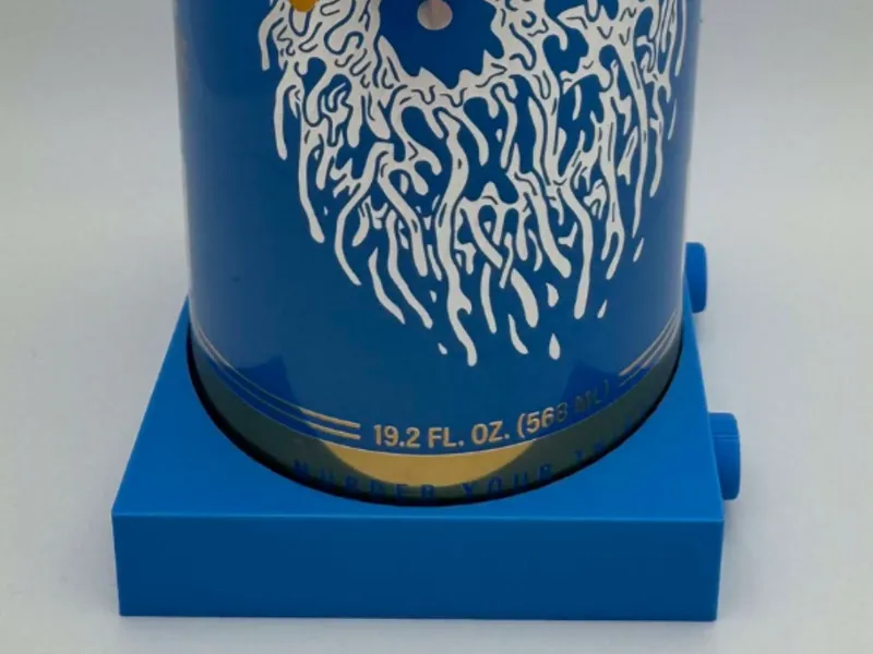 Interlocking can holder
