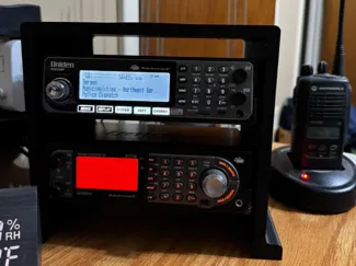 7.5" Double Radio Stand