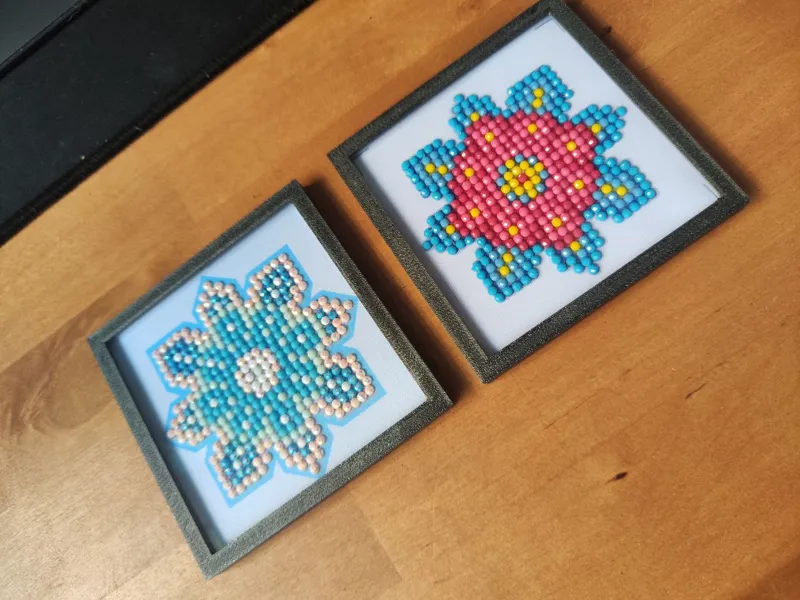 Diamon dots frame