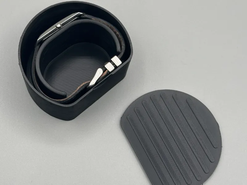 Minimalist Travel Watch Case with Ribbed Lid