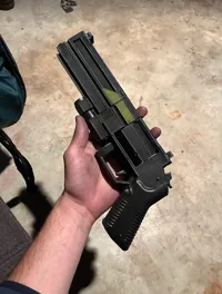 Réplique du revolver Senator P4 - Helldivers — photo 2