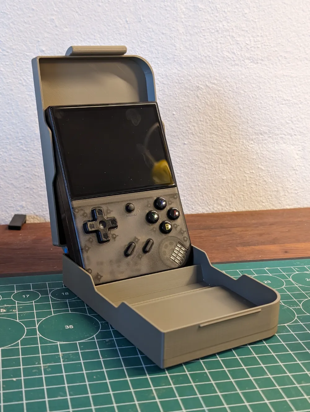 Anbernic RG35XX Plus Case by Norgaard87 - MakerWorld