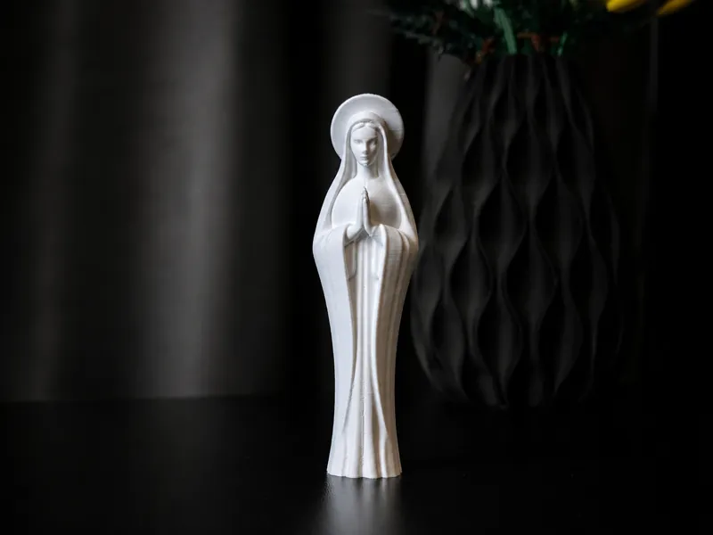 Minimalist Praying Virgin Mary Statue