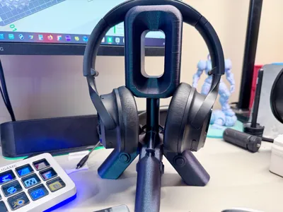 Galactic Guardian Headphone Stand