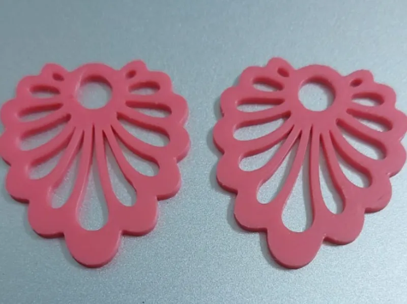 shell earrings