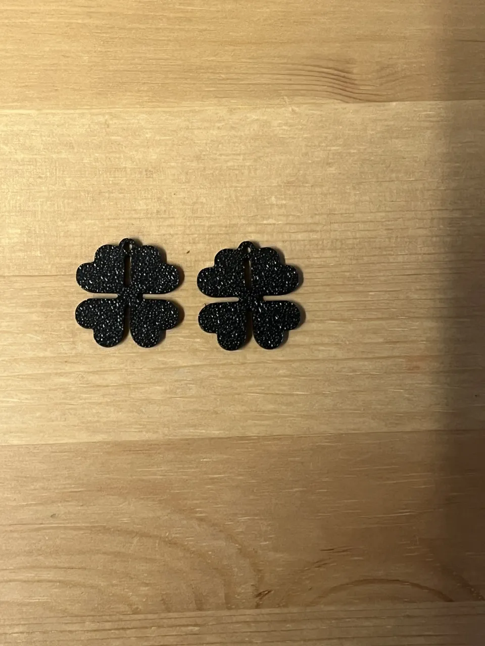 earrings view 2
