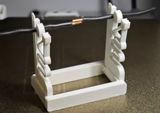 Mini Foldable Magnetic Soldering Wire Holder