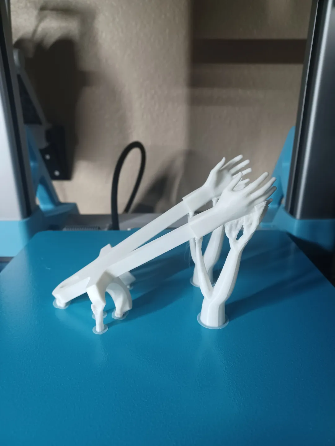 THE ORIGINAL Gaming Finger Chopsticks Helping Hand view 3