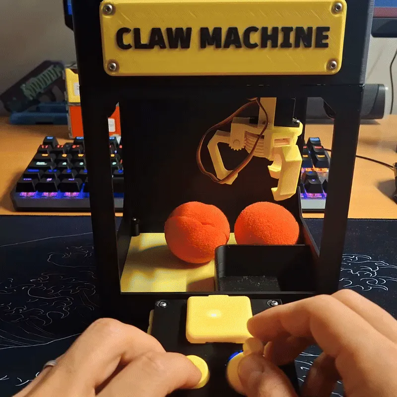 Cyberbrick Claw Machine view 2