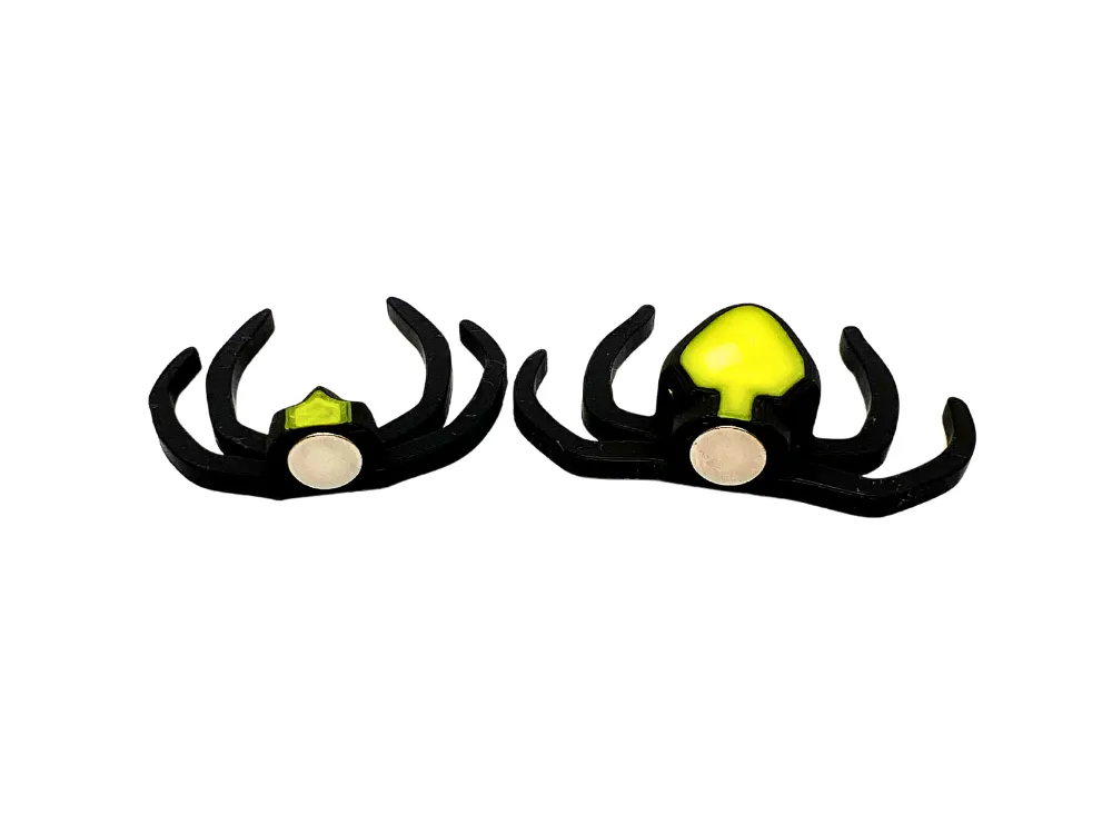 Spider Magnetic Earring Prank Toy view 2