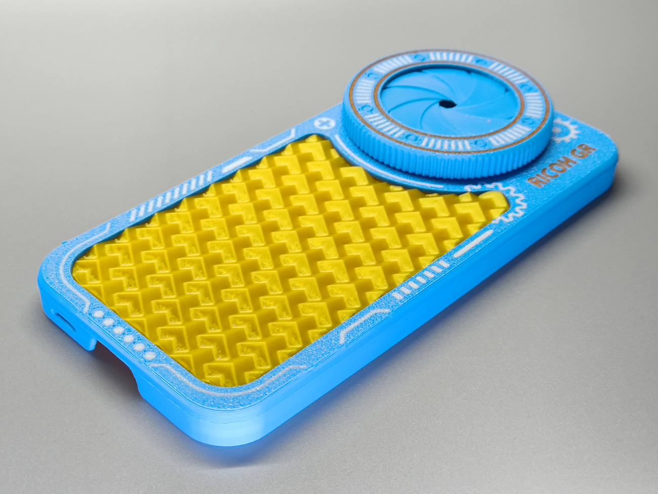Miniatura 3 do modelo 3D 真我GT8-镜头光圈手机壳