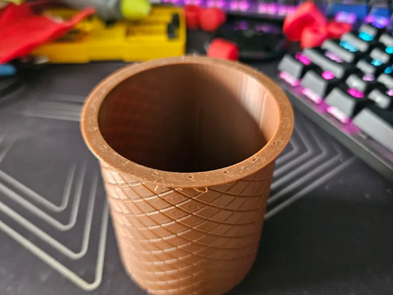 Pen holder v4